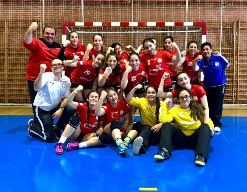 El equipo infantil femenino del BM Morvedre. EPDA El equipo infantil femenino del BM Morvedre. EPDA