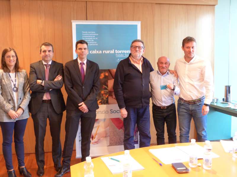 El alcalde y el concejal Campos, a la derecha. FOTO C. C. El alcalde y el concejal Campos, a la derecha. FOTO C. C.