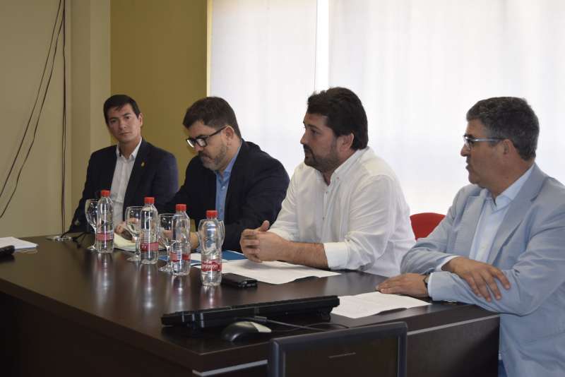 El diputado Emili Altur durante la inauguración del curso sobre responsabilidad social empresarial. El diputado Emili Altur durante la inauguración del curso sobre responsabilidad social empresarial.