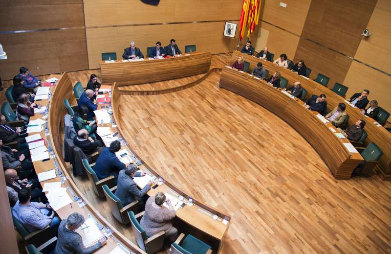 El Pleno de la Diputación de Valencia. El Pleno de la Diputación de Valencia.
