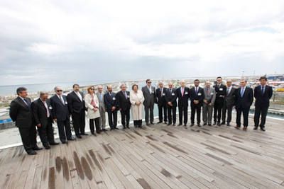 Embajadores �rabes con la alcaldesa de Valencia en la Marina Real. EPDA