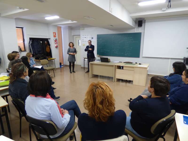 Assistents al programa d?acompanyament en la recerca de treball a Ontinyent. EPDA Assistents al programa d?acompanyament en la recerca de treball a Ontinyent. EPDA