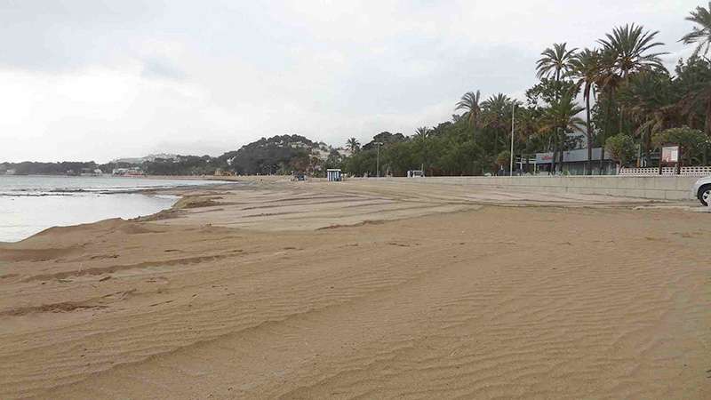 Playa de la Marineta Cassiana. EPDA. Playa de la Marineta Cassiana. EPDA.