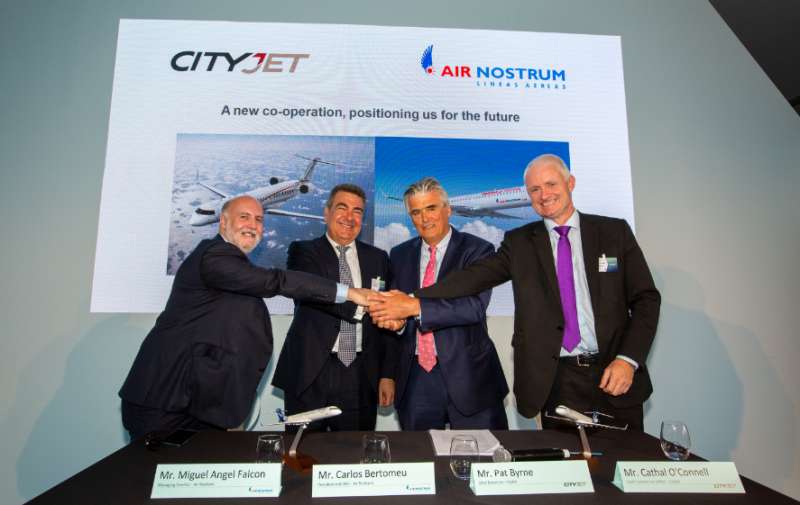 Firma del acuerdo entre Air Nostrum y CityJet. EPDA Firma del acuerdo entre Air Nostrum y CityJet. EPDA