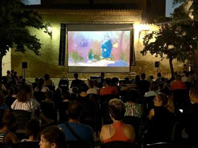 Cine en Rafelbunyol. EPDA Cine en Rafelbunyol. EPDA
