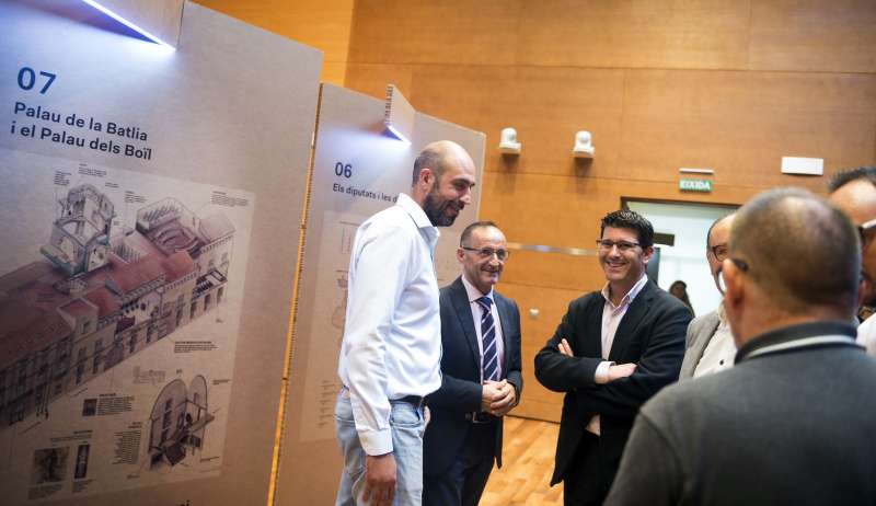 Jornada de puertas abiertas en la Diputación de Valencia. Jornada de puertas abiertas en la Diputación de Valencia.