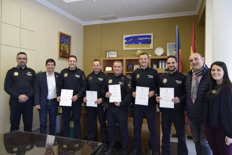 Agentes de la Policía Local de Burjassot reconocidos. Agentes de la Policía Local de Burjassot reconocidos.