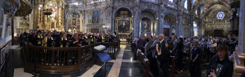 Panoramica iglesia San Nicolas durante concierto Coros Colegios de Médicos España Panoramica iglesia San Nicolas durante concierto Coros Colegios de Médicos España
