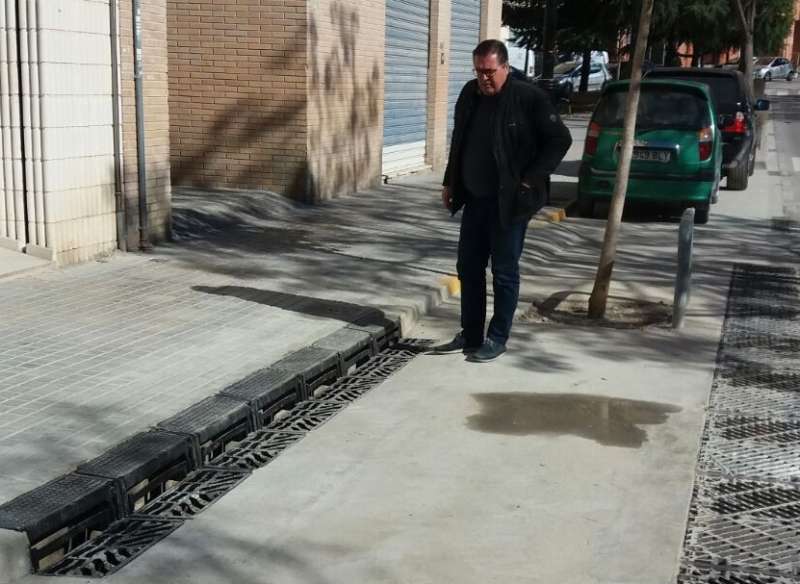 Obres al carrer Enric Valor d Obres al carrer Enric Valor d