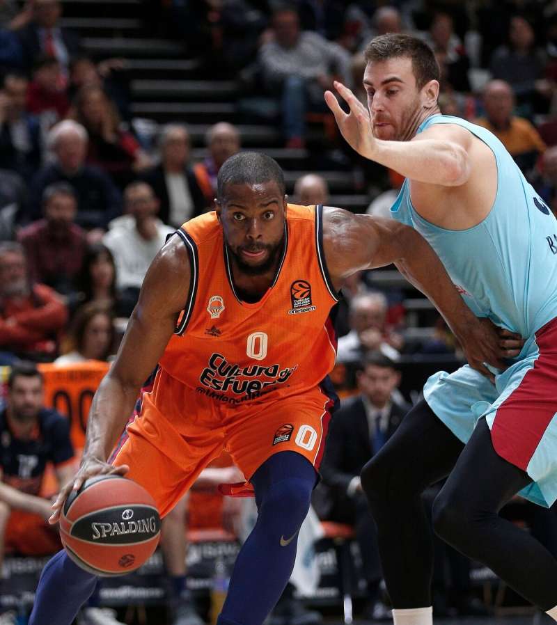 València-Barcelona: Duel directe de caps de sèrie per a seguir mirant cap amunt. Foto: M. A. Polo València-Barcelona: Duel directe de caps de sèrie per a seguir mirant cap amunt. Foto: M. A. Polo