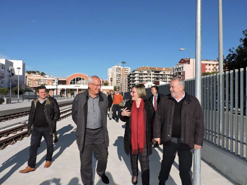 Visita de la consellera, Mª José Salvador, a las obras finalizadas de la Línea 9 del TRAM. EPDA Visita de la consellera, Mª José Salvador, a las obras finalizadas de la Línea 9 del TRAM. EPDA