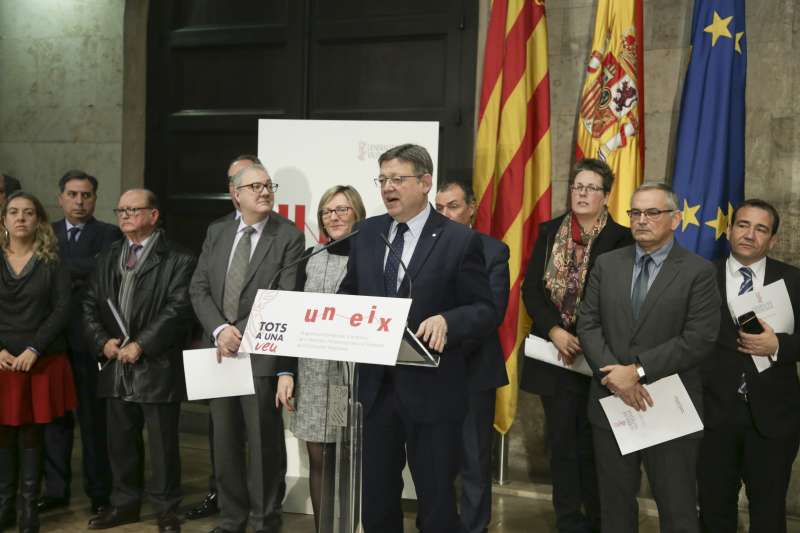 Presentación del programa Uneix. Presentación del programa Uneix.