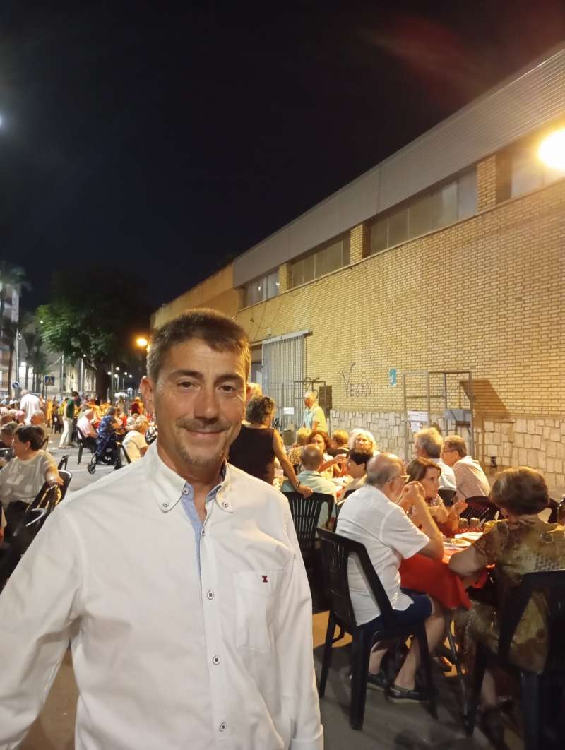 El portavoz de Cs Moncada, Jess Gimeno, en un acto festivo. EPDA