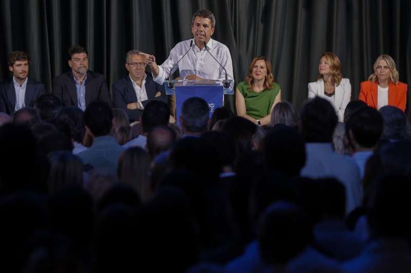 El presidente del PPCV, Carlos Mazn, preside el acto para conmemorar un ao de la victoria electoral de las elecciones autonmicas y municipales celebrado este martes. EFEManuel Bruque
