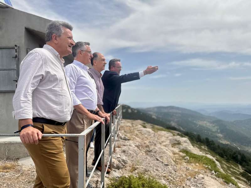 Imagen de los representantes.  EPDA