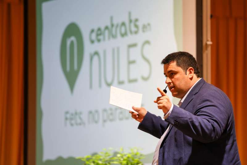 David García durante la presentación de la candidatura de CeN. /EPDA