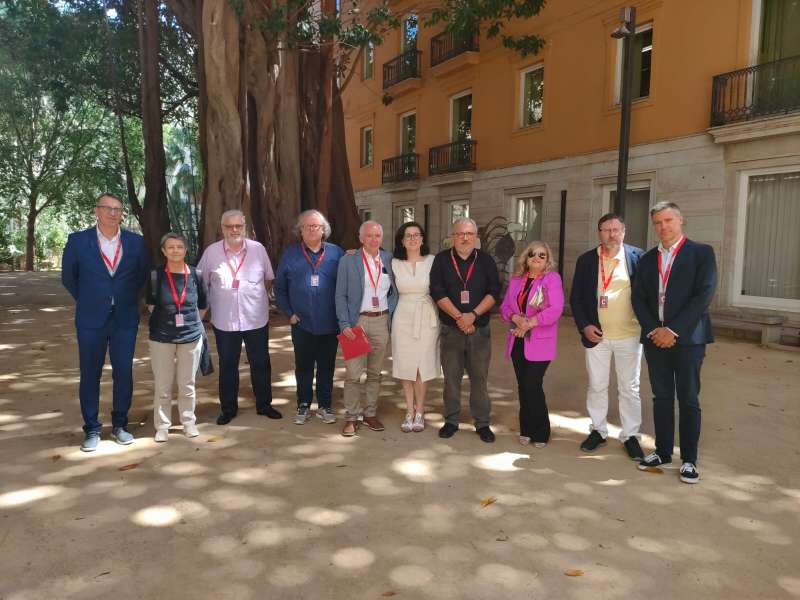 Asistentes en la comisin.  EPDA