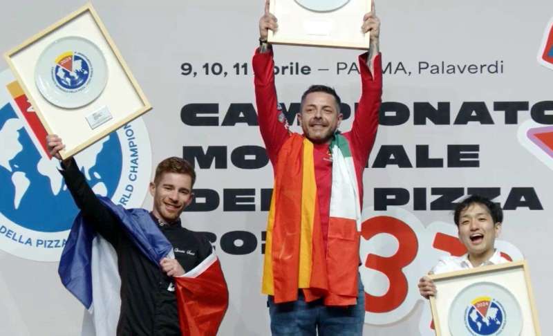 Revalida su corona y conquista por cuarta vez el título mundial con sus acrobacias de pizza. /EPDA