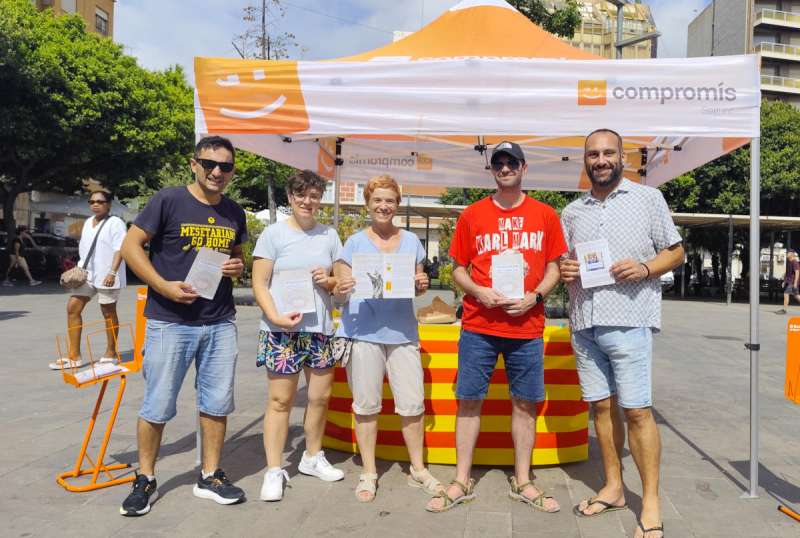 Membres de Comproms per Sagunt.  EPDA