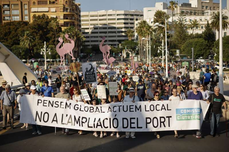 La ComissiÃ³ Ciutat-Port convoca una manifestaciÃ³n para decir 