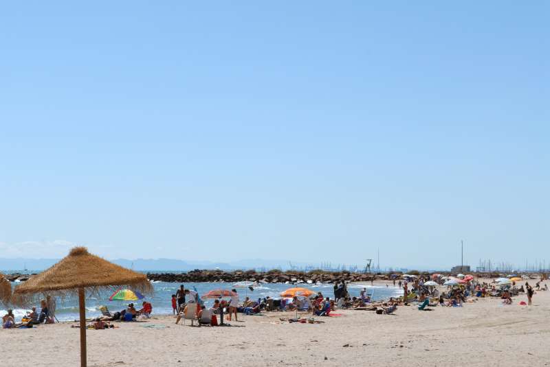 Imagen de archivo de una de las playas del Puig. EPDA