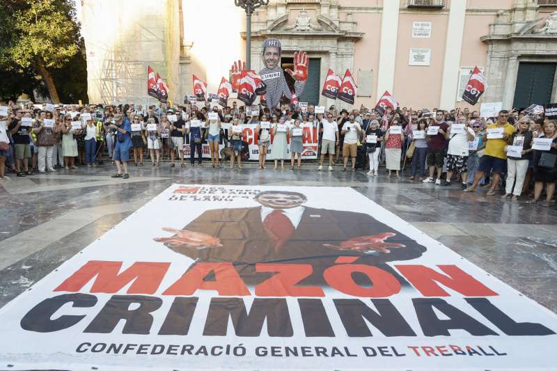 Dcima movilizacin contra el president de la Generalitat, Carlos Mazn, por su gestin da la dana del 29 de octubre, en cuyas inundaciones murieron 228 personas en la provincia de Valencia. EFE Miguel ngel Polo