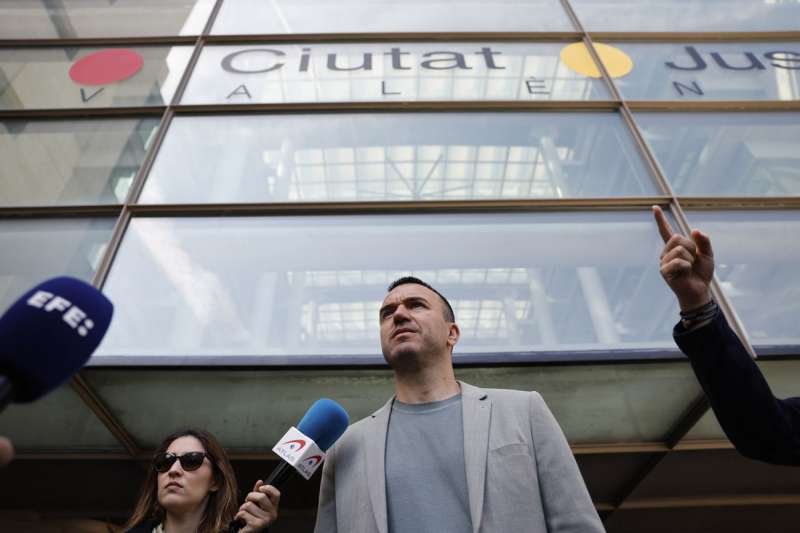 El presidente de la Diputacin de Valencia, Vicent Momp, en la Ciudad de la Justicia de Valncia. EFEAna EscobarArchivo
