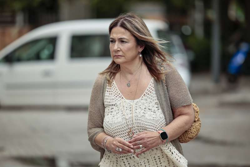 La madre de Marta Calvo, Marisol BurÃ³n, a su llegada hoy a la Ciudad de la Justicia de Valencia./EFE
