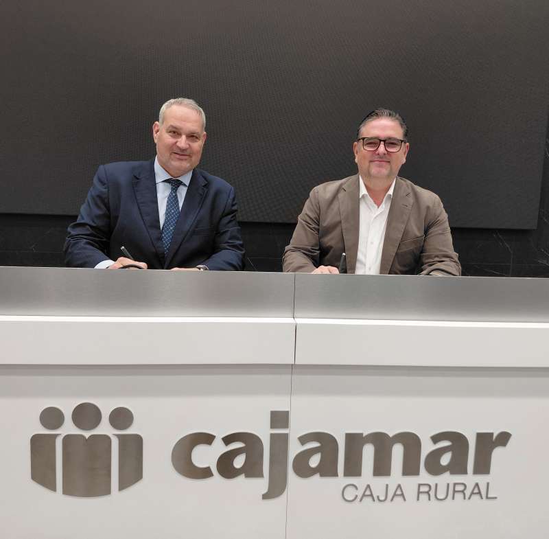 Firma del convenio. EPDA