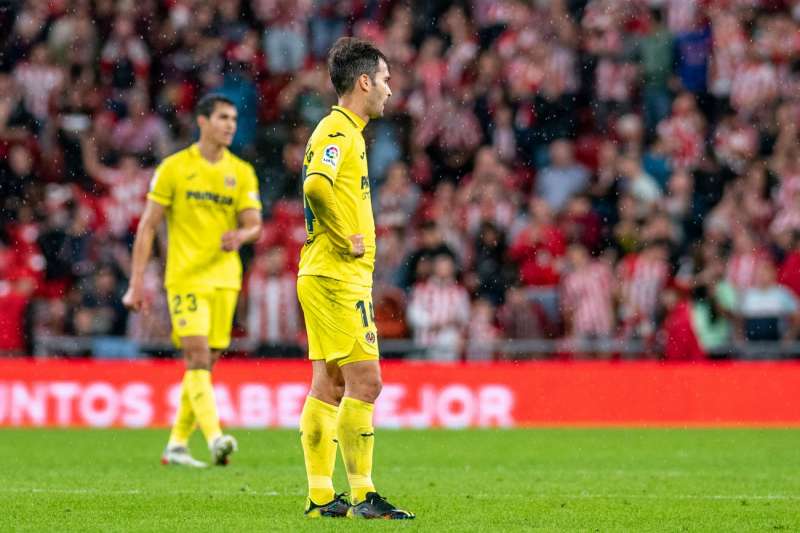 El centrocampista del Villarreal Manu Trigueros (c) tras un partido. EFE/Javier Zorrilla
