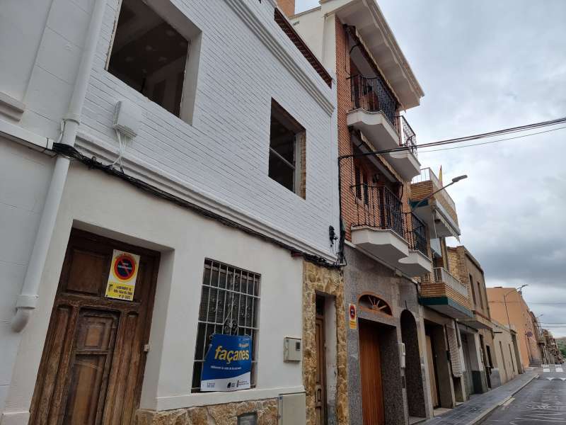 Varias viviendas en Riba-roja de Tria. EPDA