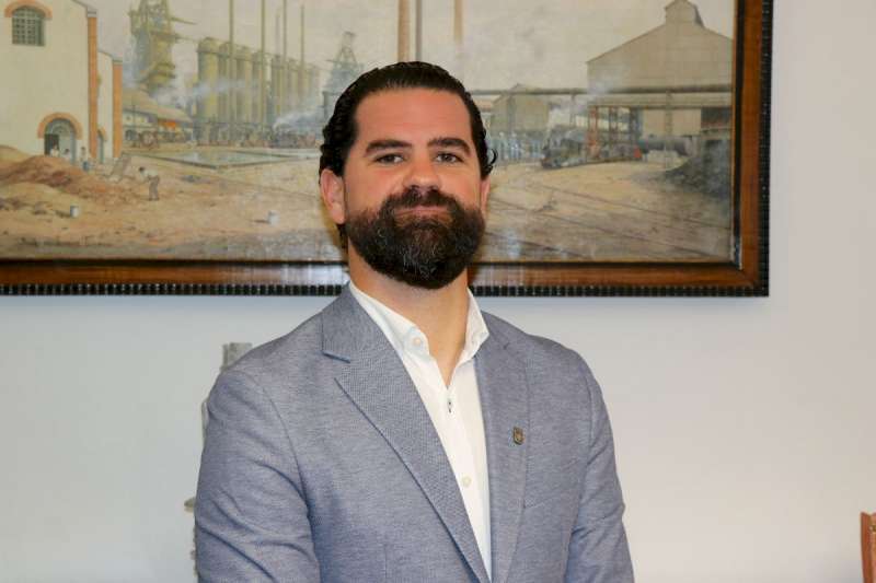 Antonino Muoz.  EPDA