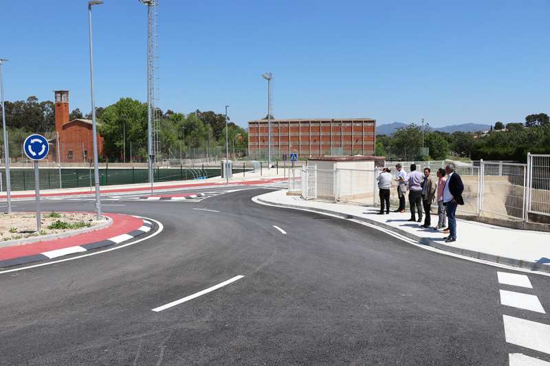 Obras del nuevo acceso a la urbanizaciÃ³n. EPDA.