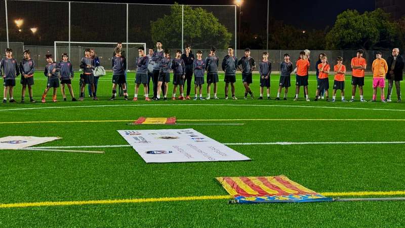 La Illuminaci del camp de  futbol Sociopolis-Faitanar de La Torre.EPDA