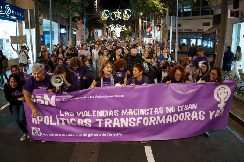 Imagen de archivo de una manifestación contra las violencias machistas. EFE/ Ramón De La Rocha

