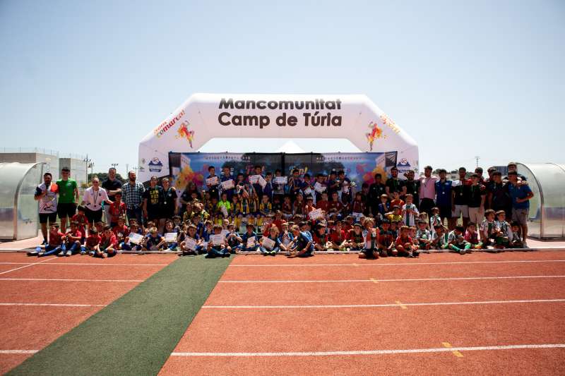 Finals de futbol sala i futbol 8 querub a Llria. EPDA