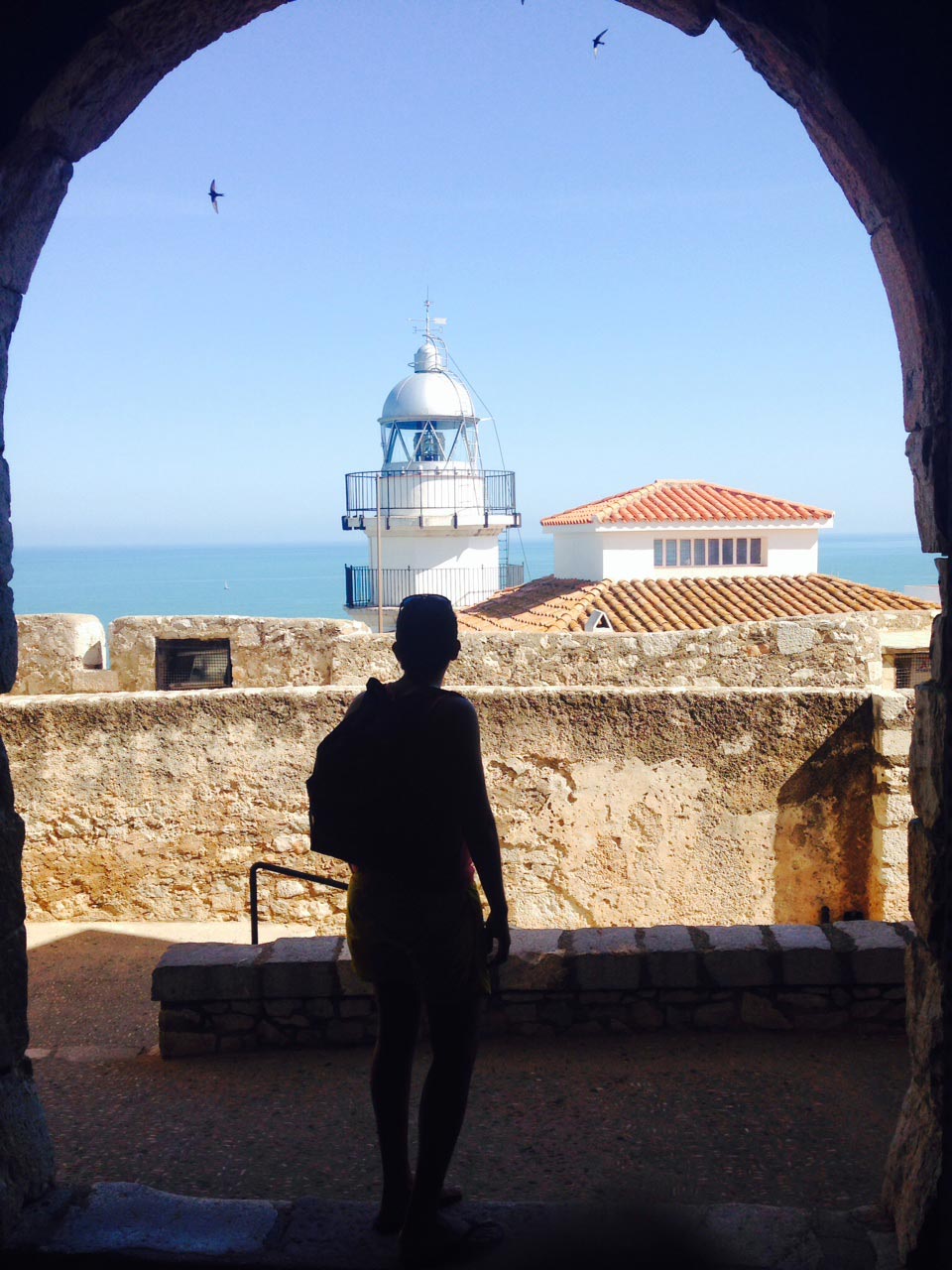 El faro de Peñíscola. FOTO VALENCIANO El faro de Peñíscola. FOTO VALENCIANO