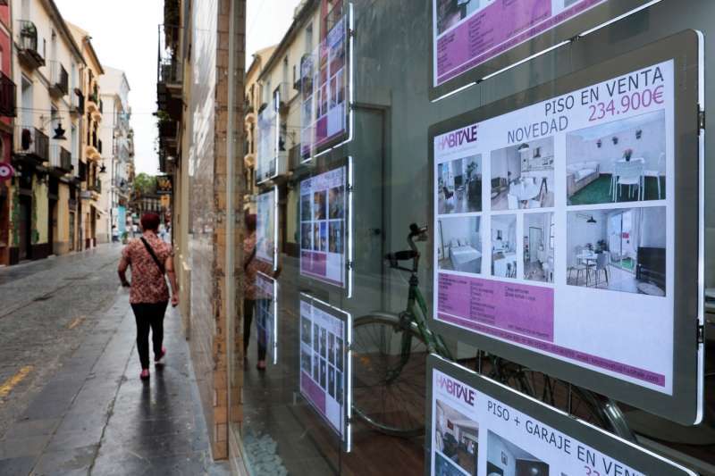 Imagen de archivo de una inmobiliaria en Valencia | EPDA