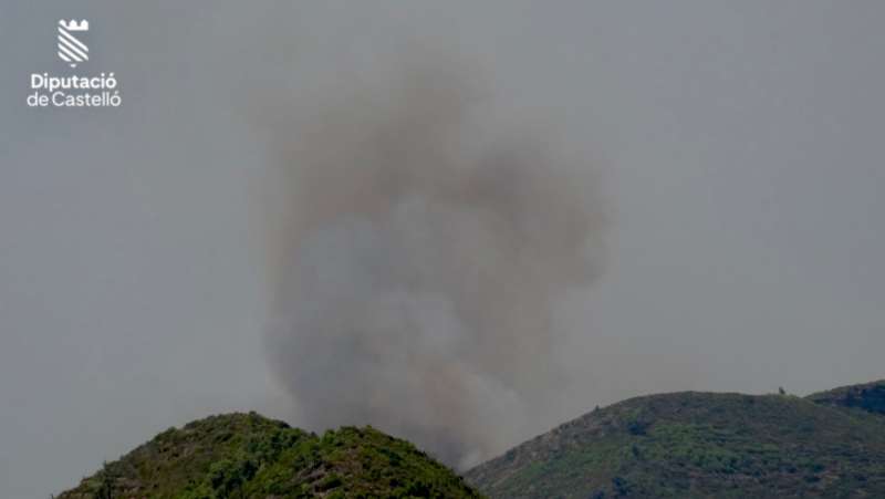 Imagen area del incendio de Artana facilitada por el Consorcio Provincial.EPDA
