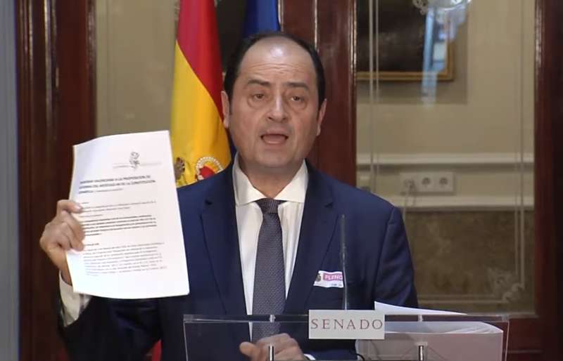 JosÃ© RamÃ³n Chirivella durante su defensa del Derecho Civil Valenciano en el Senado. /EPDA