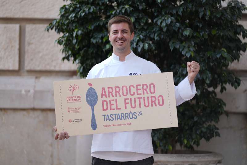 Ganador del concurso, Arturo Roig.  EPDA