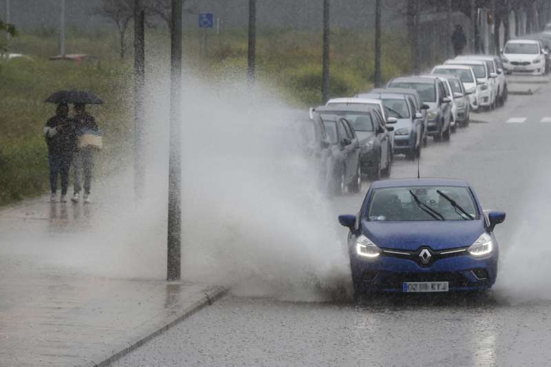 Imagen de archivo de un da de lluvia. EPDA