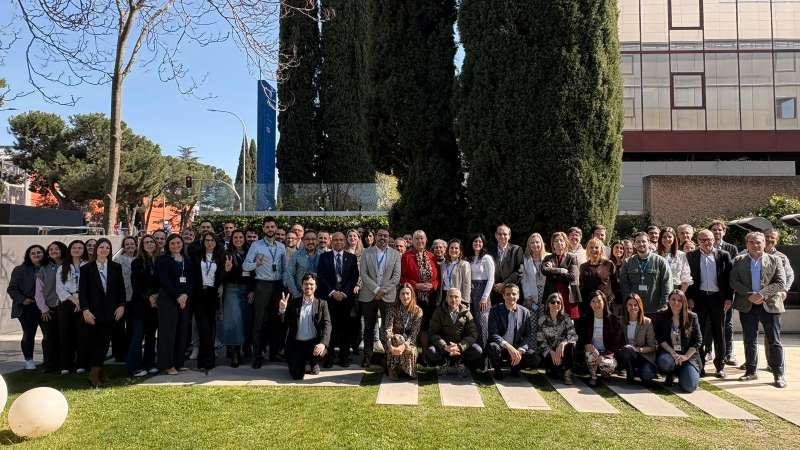 Evaluadores de la JCI y directivos de Vithas tras la evaluaci�n Enterprise. EPDA