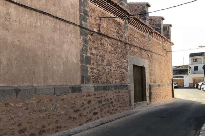 Puerta Santa de la parroquia de Benavites. EPDA