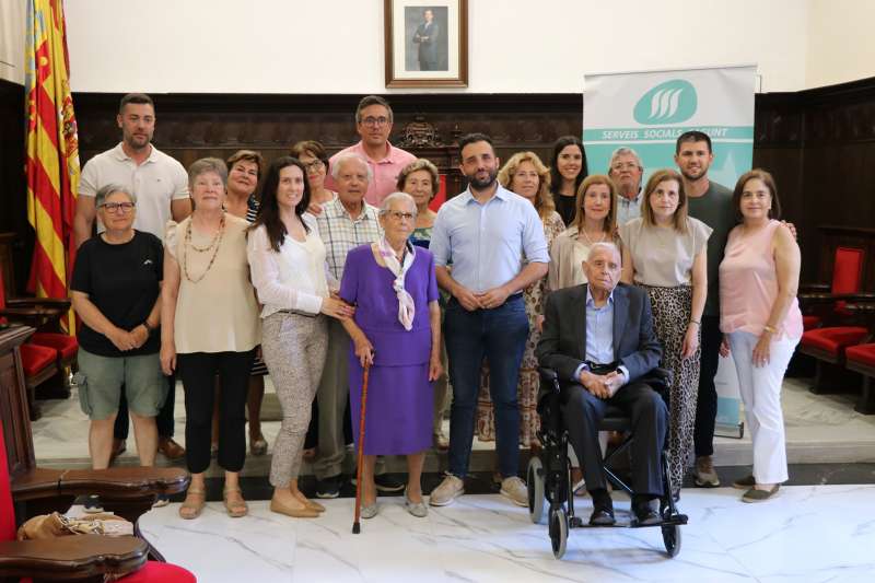 Homenatge a les persones centenries en la XX Setmana Cultural de les Persones Majors de Sagunt.  EPDA 