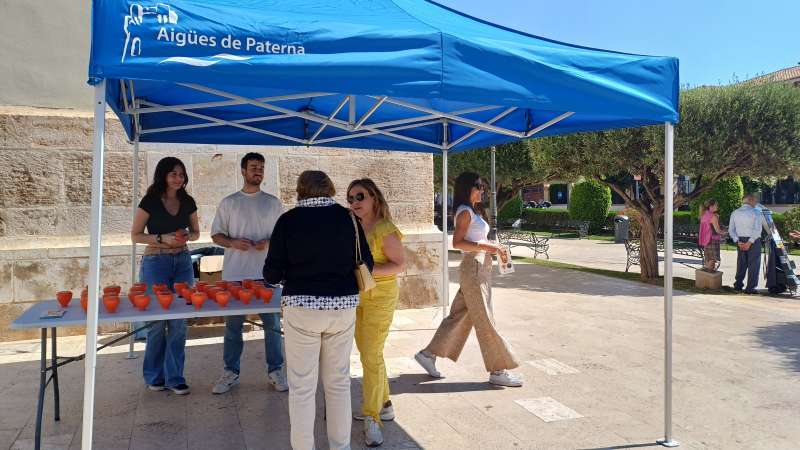Campaa informativa para la recogida de aceite domstico en Paterna.  EPDA