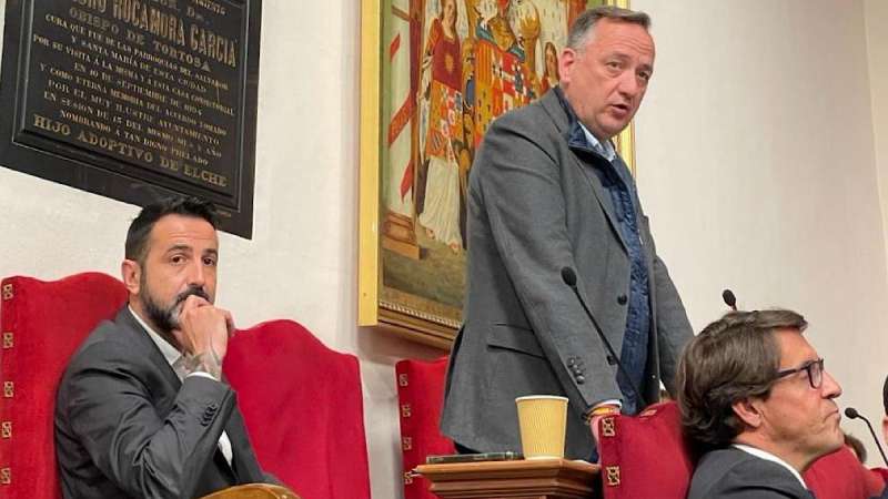 Raúl Sempere durante una intervención plenaria. /EPDA