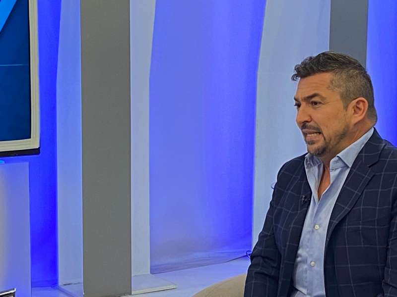 Pere Valenciano, durante la entrevista en 7 Televalencia.