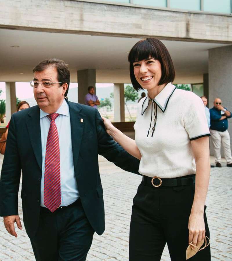 La ministra Diana Morant con Fernndez Vara. EFE