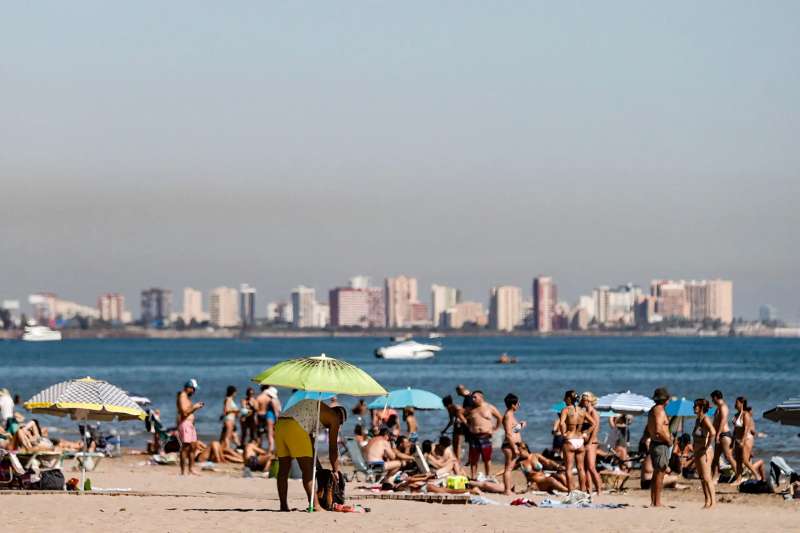 Playa de La Malvarrosa de Valencia. EFEManuel Bruque